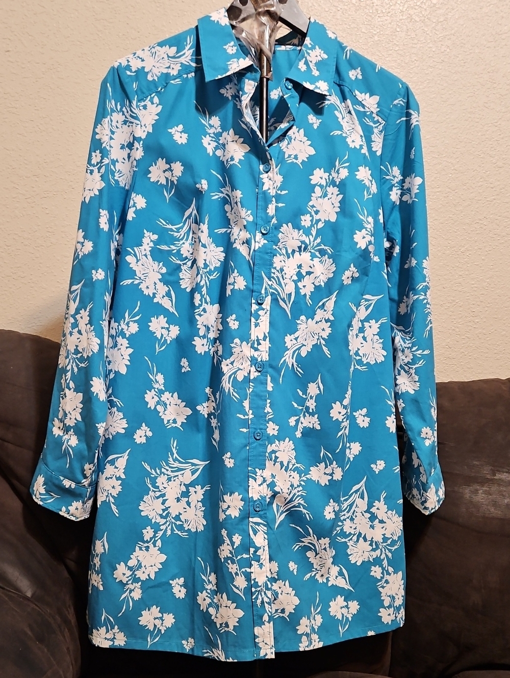 Roaman's Long Blue Floral Button-Down Shirt